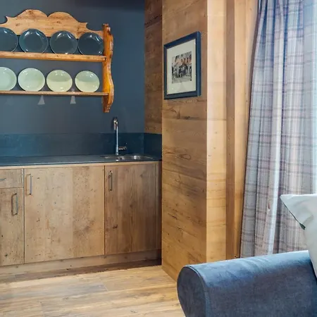 John Luxury Suites-3